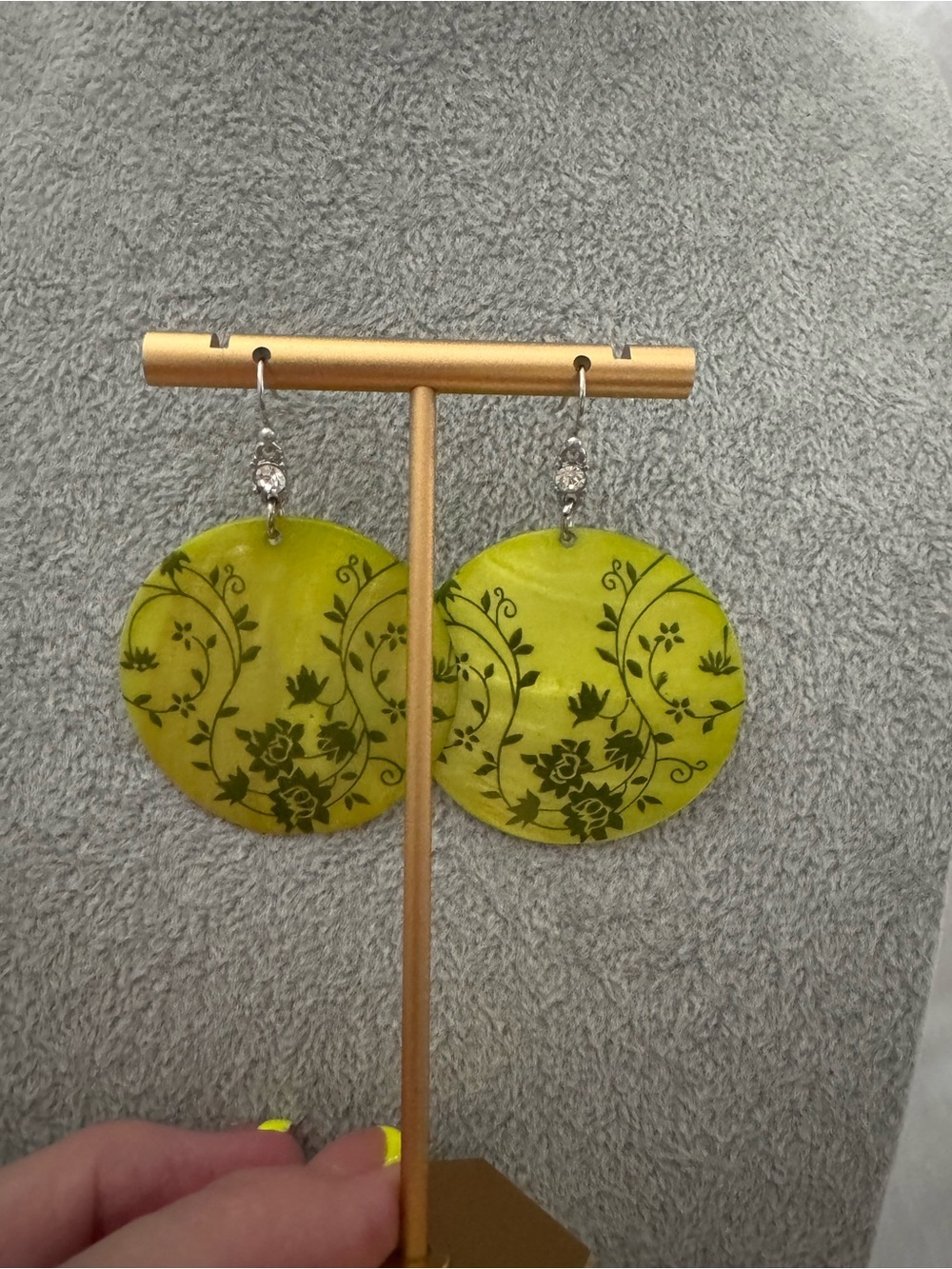 Boho Chartreuse Lime Green Capiz Shell Floral Vine Disc Drop Earrings